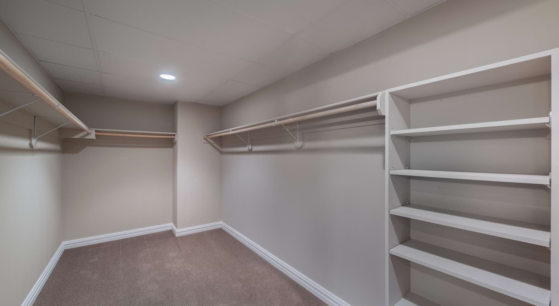 penthouse closets